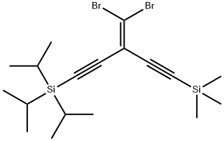 (3-(二溴甲基)-5-(三异丙硅基)-1,4-二戊炔三甲基硅烷