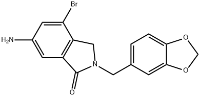 6-氨基-2-(1,3-苯并二氧代-5-甲基)-4-溴-2,3-二氢-1H-异吲哚-1-酮